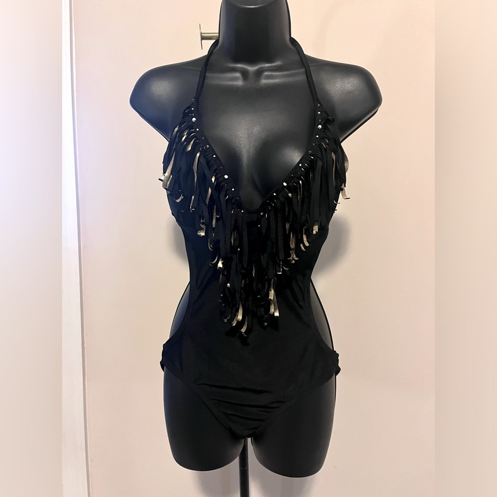 XHILARATION Monikini. Size M